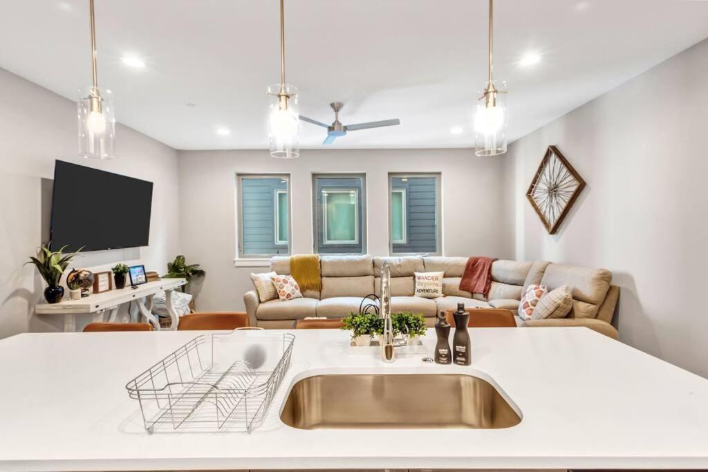 Private Rooftop Patio + 4 Story Home In Downtown Fw Fort Worth Kültér fotó